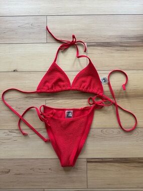 Hunza G Gina Red Textured Tie-Side Bikini Top + Bottom